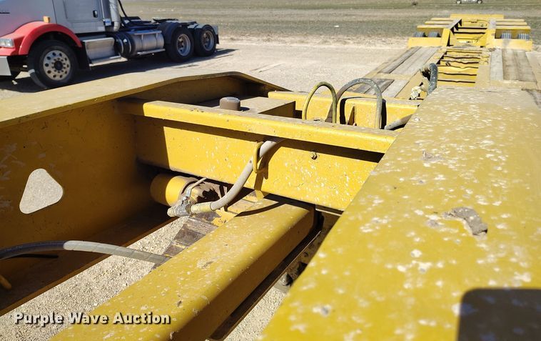 image for item DV6666 1997 Trail King lowboy equipment trailer