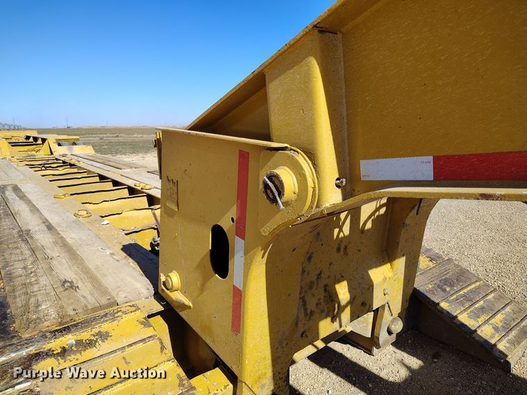 image for item DV6666 1997 Trail King lowboy equipment trailer