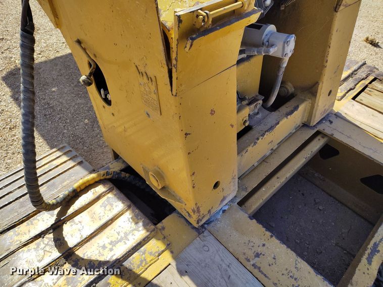 image for item DV6666 1997 Trail King lowboy equipment trailer