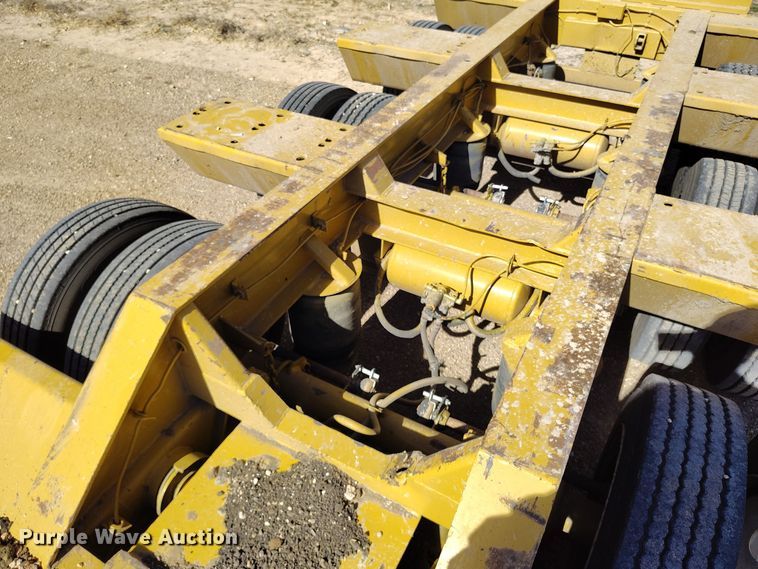 image for item DV6666 1997 Trail King lowboy equipment trailer