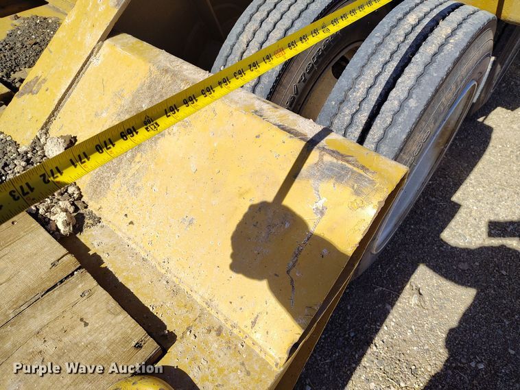 image for item DV6666 1997 Trail King lowboy equipment trailer