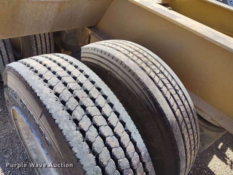 image for item DV6666 1997 Trail King lowboy equipment trailer