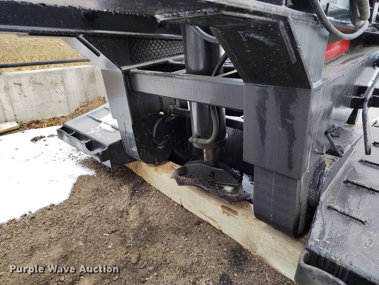 image for item DV6694 1998 Witzco Challenger RG-35 lowboy equipment trailer