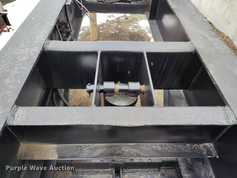 image for item DV6694 1998 Witzco Challenger RG-35 lowboy equipment trailer