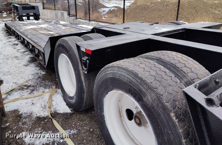 image for item DV6694 1998 Witzco Challenger RG-35 lowboy equipment trailer