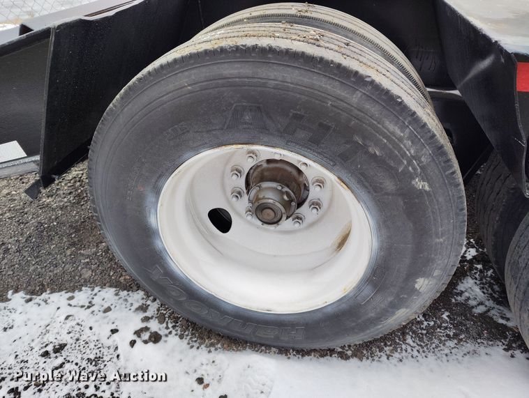 image for item DV6694 1998 Witzco Challenger RG-35 lowboy equipment trailer