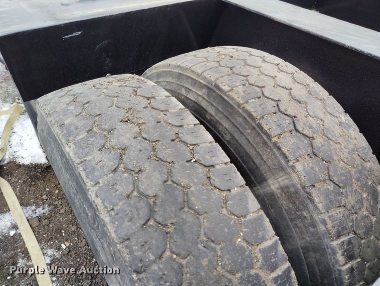 image for item DV6694 1998 Witzco Challenger RG-35 lowboy equipment trailer