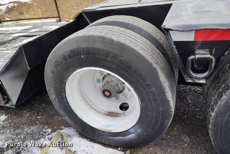 image for item DV6694 1998 Witzco Challenger RG-35 lowboy equipment trailer