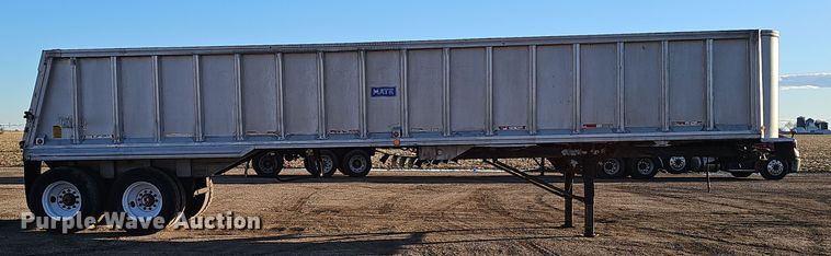 image for item DW3163 1999 Mate end dump trailer