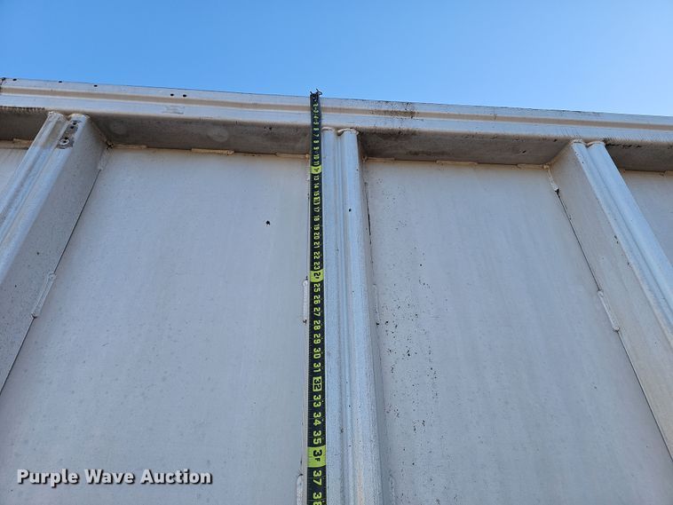 image for item DW3163 1999 Mate end dump trailer