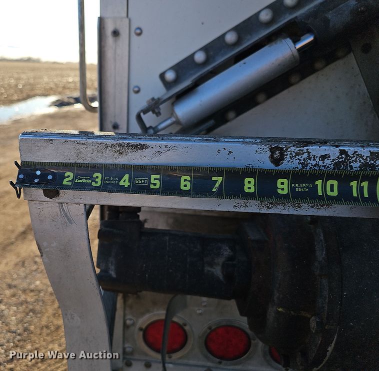 image for item DW3165 2013 Wilson DWBT-6000SS live bottom trailer