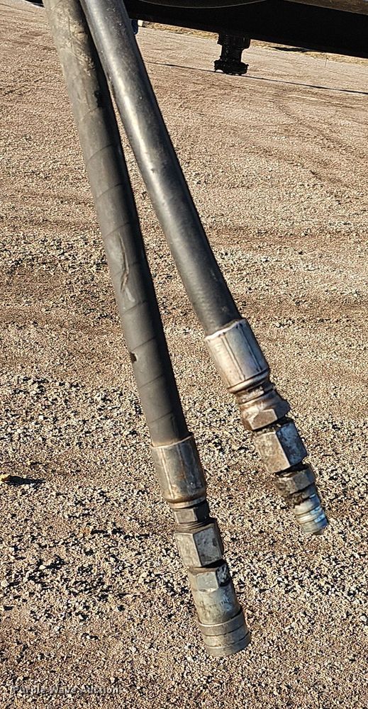 image for item DW3165 2013 Wilson DWBT-6000SS live bottom trailer