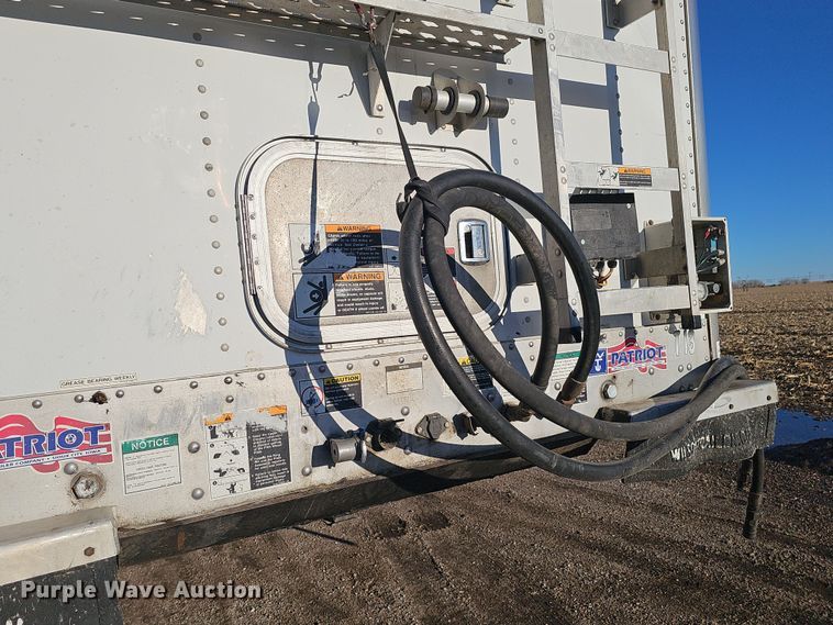 image for item DW3165 2013 Wilson DWBT-6000SS live bottom trailer