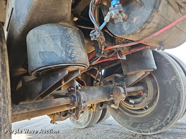 image for item DW3165 2013 Wilson DWBT-6000SS live bottom trailer