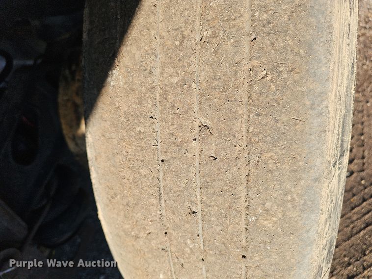 image for item DW3165 2013 Wilson DWBT-6000SS live bottom trailer