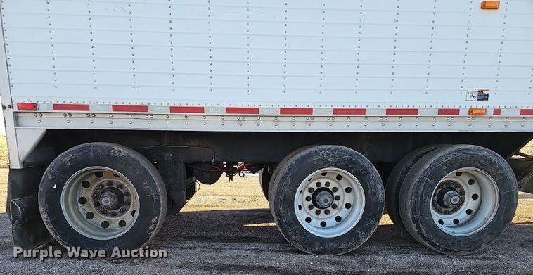 image for item DW3165 2013 Wilson DWBT-6000SS live bottom trailer