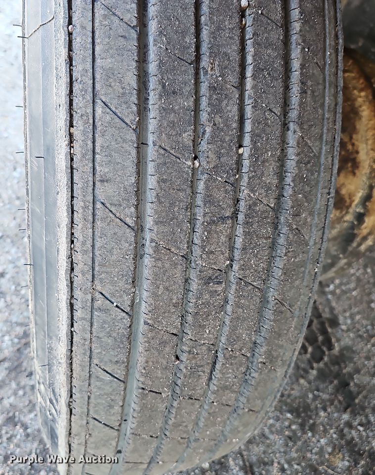 image for item DW3165 2013 Wilson DWBT-6000SS live bottom trailer