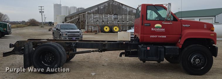 image for item DX1623 1994 GMC Top Kick truck cab and chassis