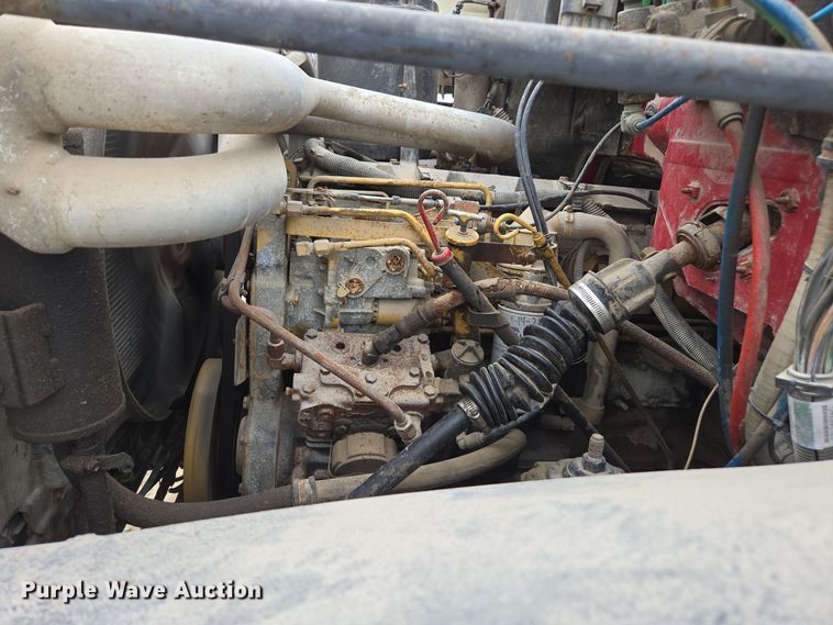 image for item DX1623 1994 GMC Top Kick truck cab and chassis