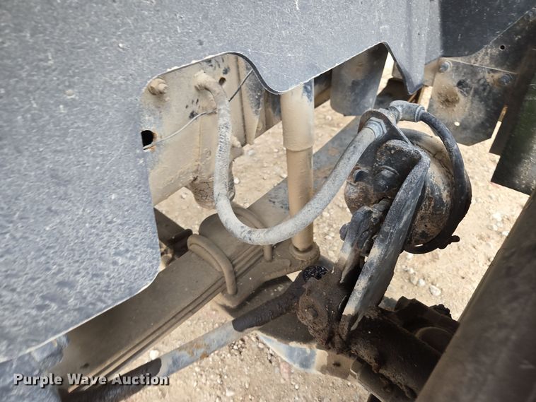 image for item DX1623 1994 GMC Top Kick truck cab and chassis