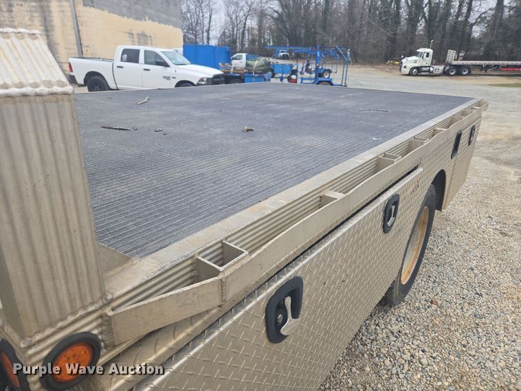 image for item EC3474 2013 Ford F450 Super Duty flatbed truck