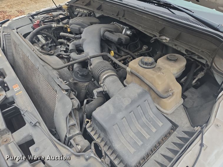 image for item EC3474 2013 Ford F450 Super Duty flatbed truck