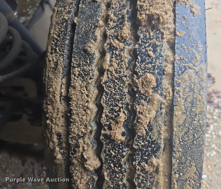 image for item EC3474 2013 Ford F450 Super Duty flatbed truck