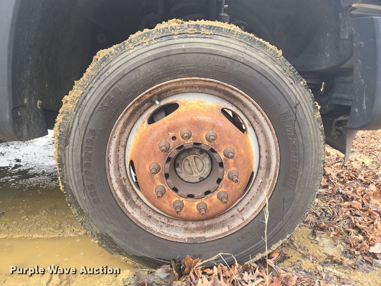 image for item EC3474 2013 Ford F450 Super Duty flatbed truck