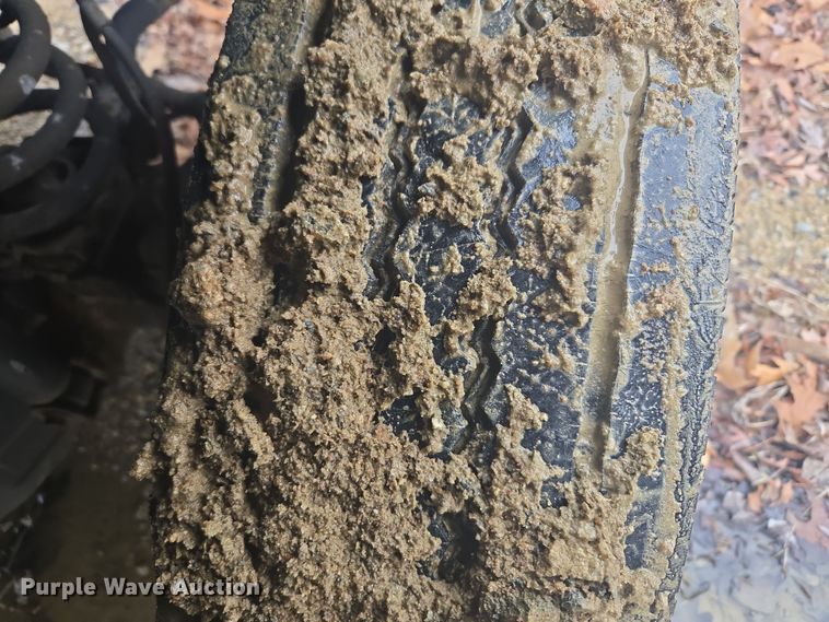 image for item EC3474 2013 Ford F450 Super Duty flatbed truck