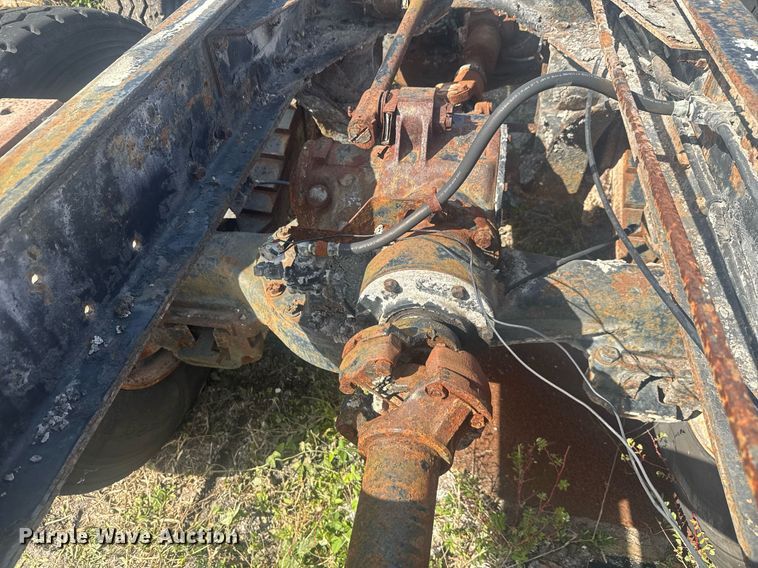 image for item EC3476 1969 Mack DM-600 truck cab and chassis