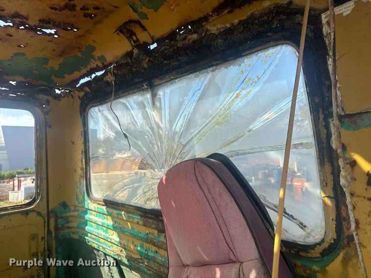 image for item EC3476 1969 Mack DM-600 truck cab and chassis