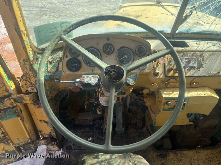 image for item EC3476 1969 Mack DM-600 truck cab and chassis