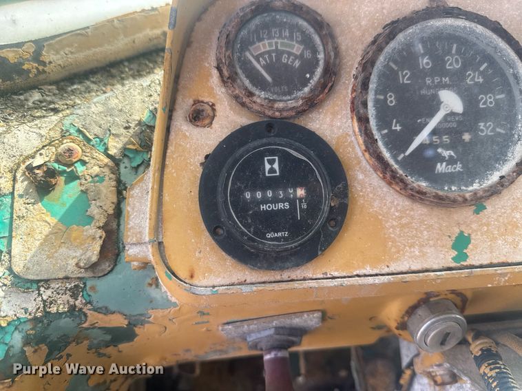 image for item EC3476 1969 Mack DM-600 truck cab and chassis