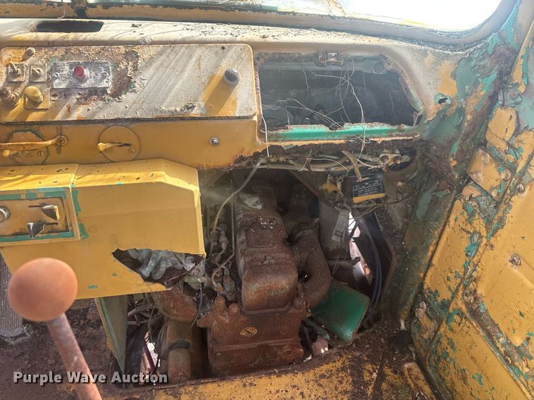 image for item EC3476 1969 Mack DM-600 truck cab and chassis