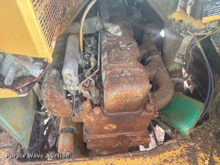 image for item EC3476 1969 Mack DM-600 truck cab and chassis