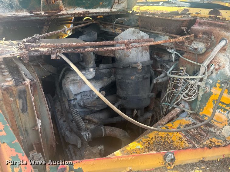 image for item EC3476 1969 Mack DM-600 truck cab and chassis