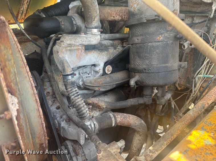 image for item EC3476 1969 Mack DM-600 truck cab and chassis