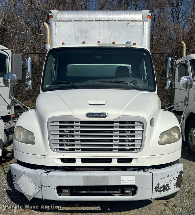 image for item EC3500 2009 Freightliner Business Class M2 106 box truck