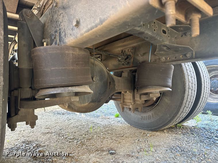 image for item EC3500 2009 Freightliner Business Class M2 106 box truck