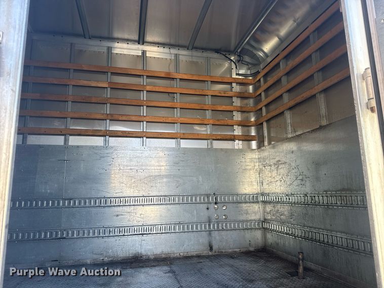 image for item EC3500 2009 Freightliner Business Class M2 106 box truck