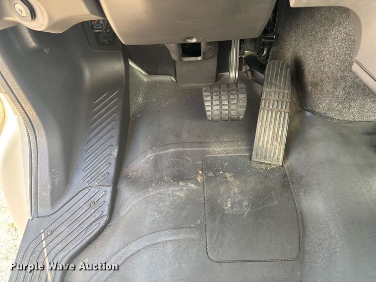 image for item EC3500 2009 Freightliner Business Class M2 106 box truck