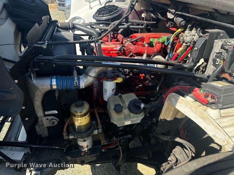 image for item EC3500 2009 Freightliner Business Class M2 106 box truck