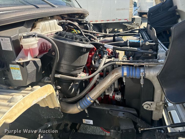 image for item EC3500 2009 Freightliner Business Class M2 106 box truck