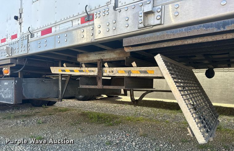 image for item EC3501 2011 Great Dane CMT-1113-11348 refrigerated van trailer