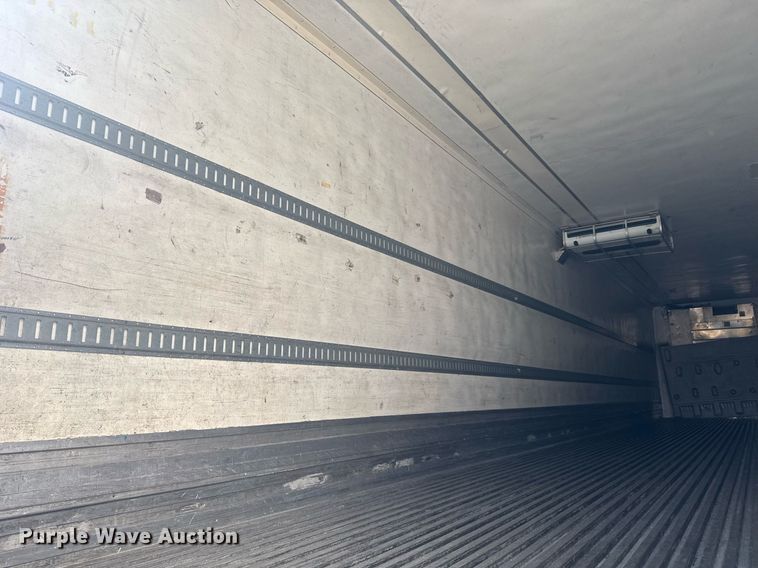 image for item EC3501 2011 Great Dane CMT-1113-11348 refrigerated van trailer