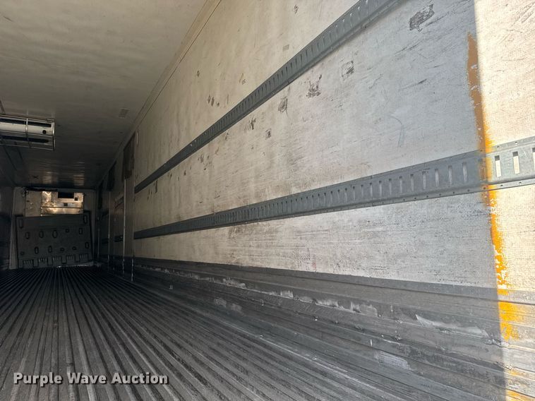 image for item EC3501 2011 Great Dane CMT-1113-11348 refrigerated van trailer