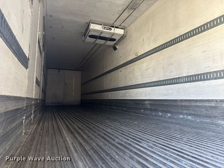 image for item EC3501 2011 Great Dane CMT-1113-11348 refrigerated van trailer