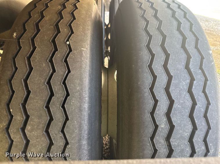 image for item EC3501 2011 Great Dane CMT-1113-11348 refrigerated van trailer