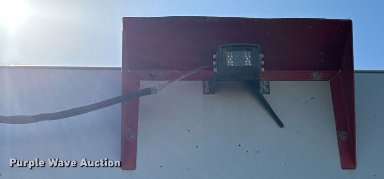 image for item ED5512 2017 Freightliner 122SD semi truck