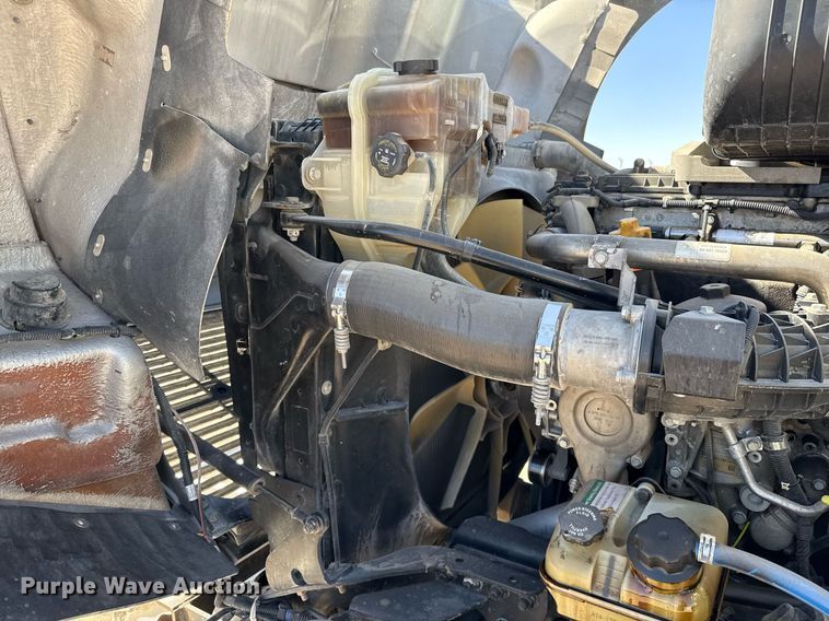 image for item ED5512 2017 Freightliner 122SD semi truck